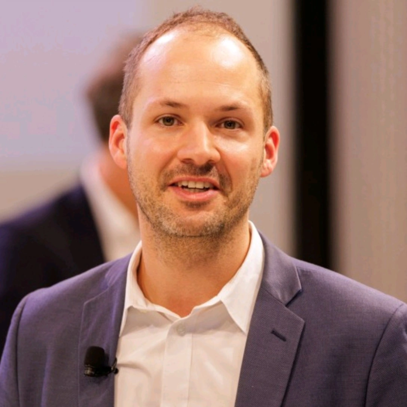 Dr. Peter Heise